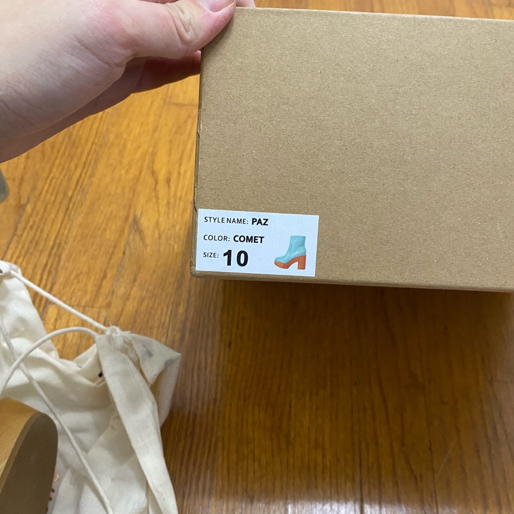 Charlotte Stone Paz Boot - Picture 5 of 5